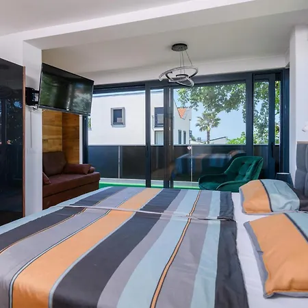 4 Bedroom Stunning In * Fazana