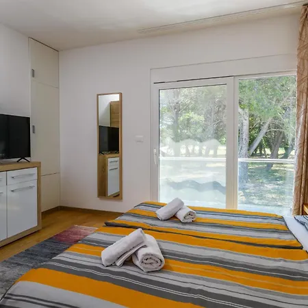 4 Bedroom Stunning In