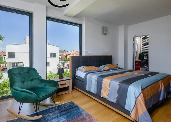 Gorgeous In With Wifi *